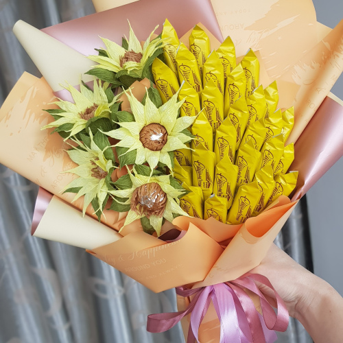 Желтый подсолнух Столичный